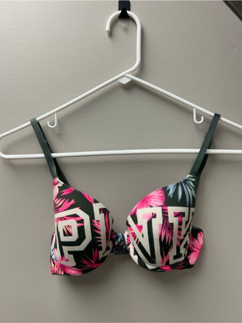 Victoria‎ Secret PINK Wear Everywhere Floral Push Up Bra